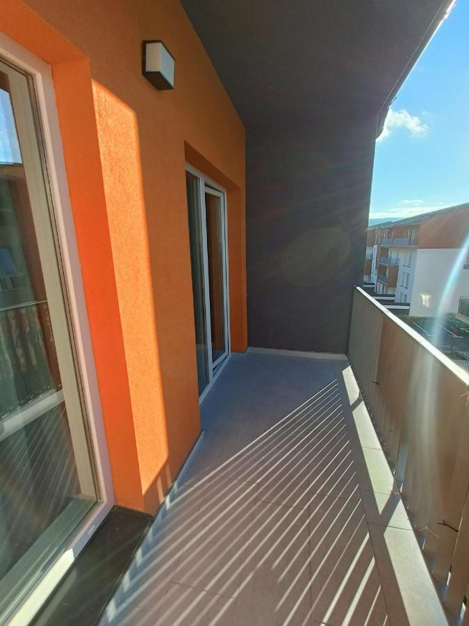 Apartament Cochet Cu Design Modern Apartment Floresti  Exterior photo